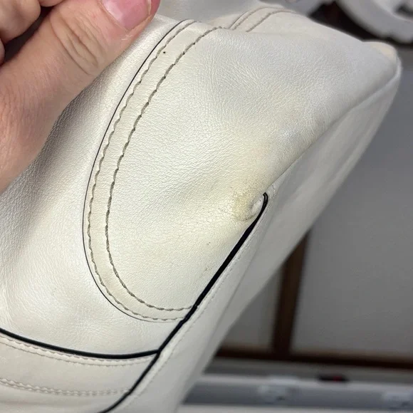 Coach White Smooth Leather Extra Large Tote Bag 2006 - Picture 8 of 13